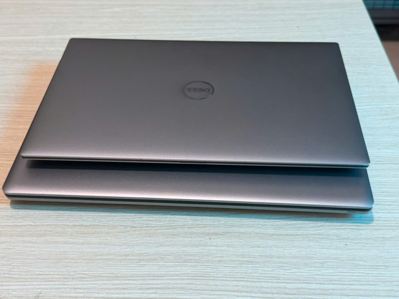 so sánh dell precision 5550 & 7550